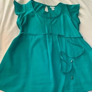 COPY - Pretty Green Top - Motherhood Maternity